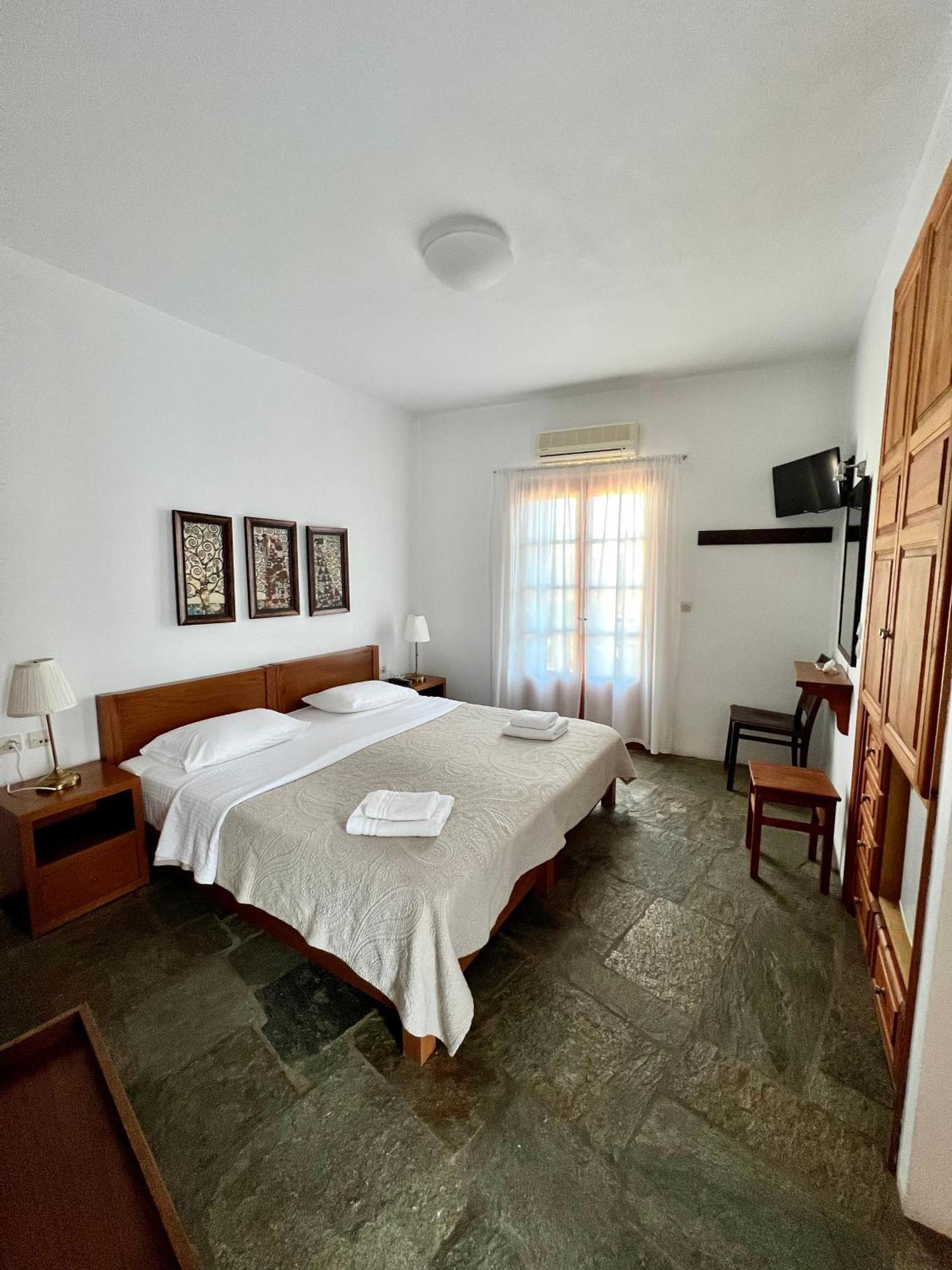 Antheia Hotel Folegandros Town Luaran gambar
